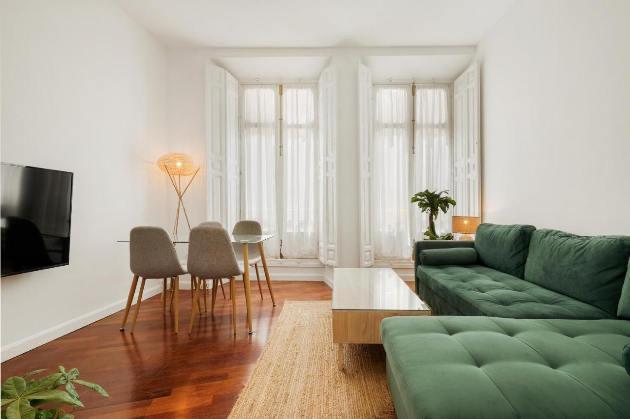 Precioso Apartamento En El Corazon De Malaga Exterior photo